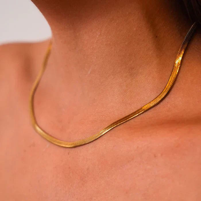 Eglutės rašto grandinėlė Stella